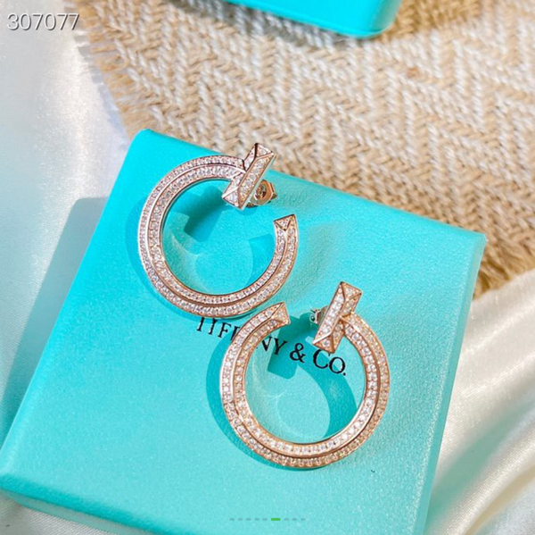 the full drill earring women 2024 high quality